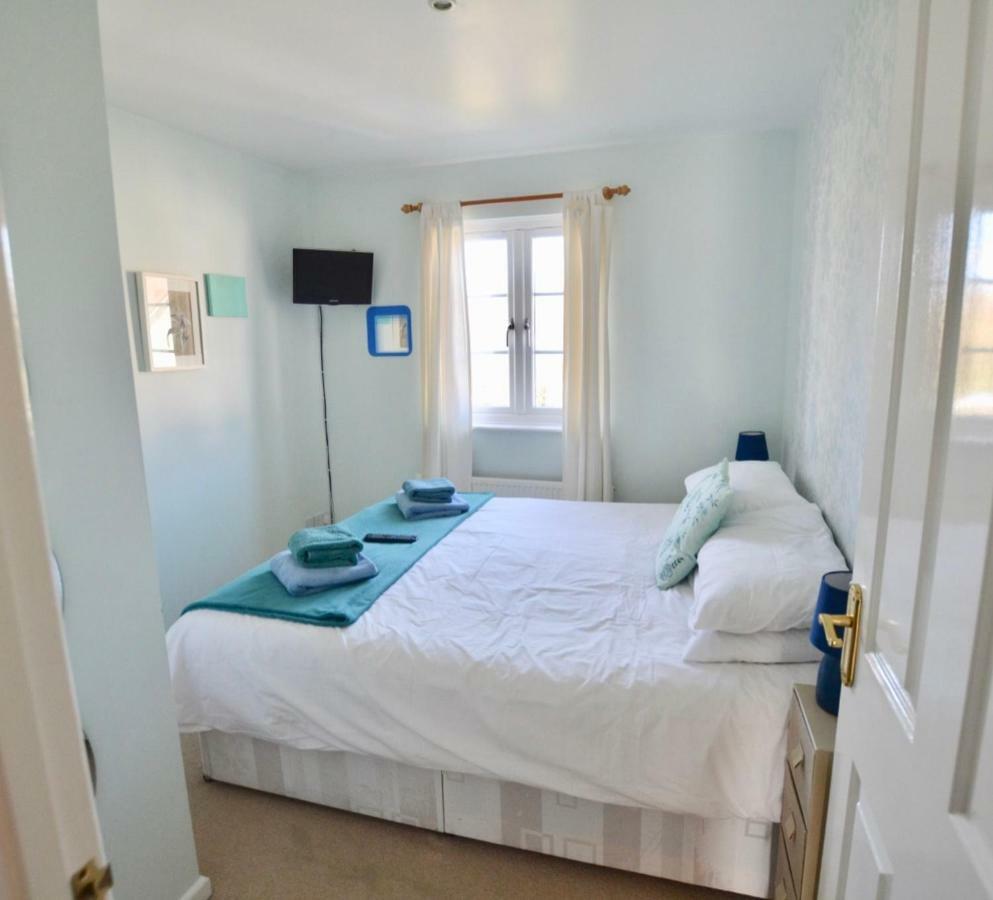 Swan Cottage Сайърънсестър Екстериор снимка